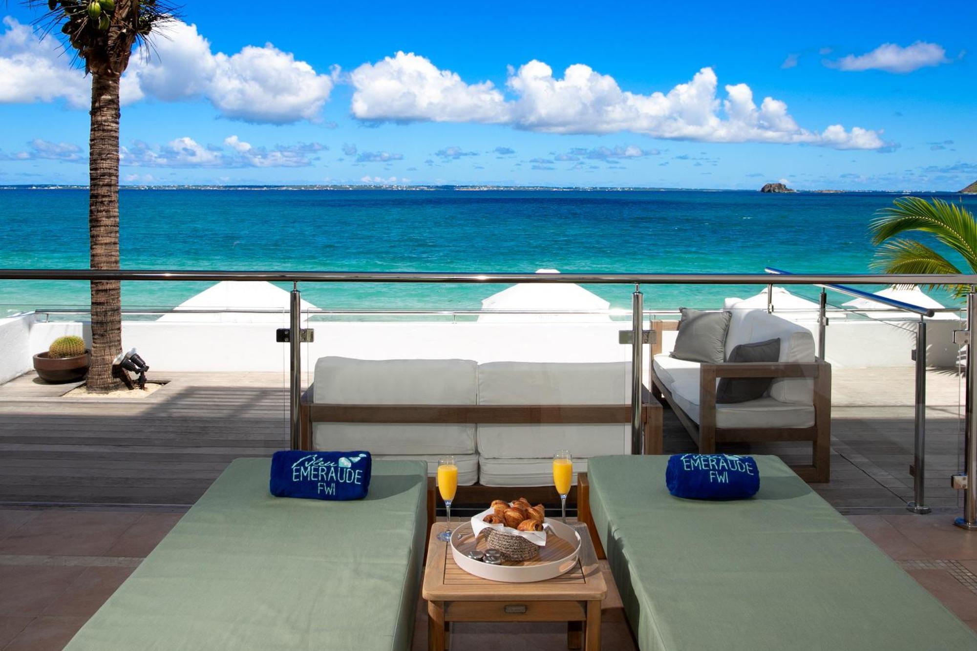 Bleu Emeraude Hotel แกรนด์เคส ภายนอก รูปภาพ