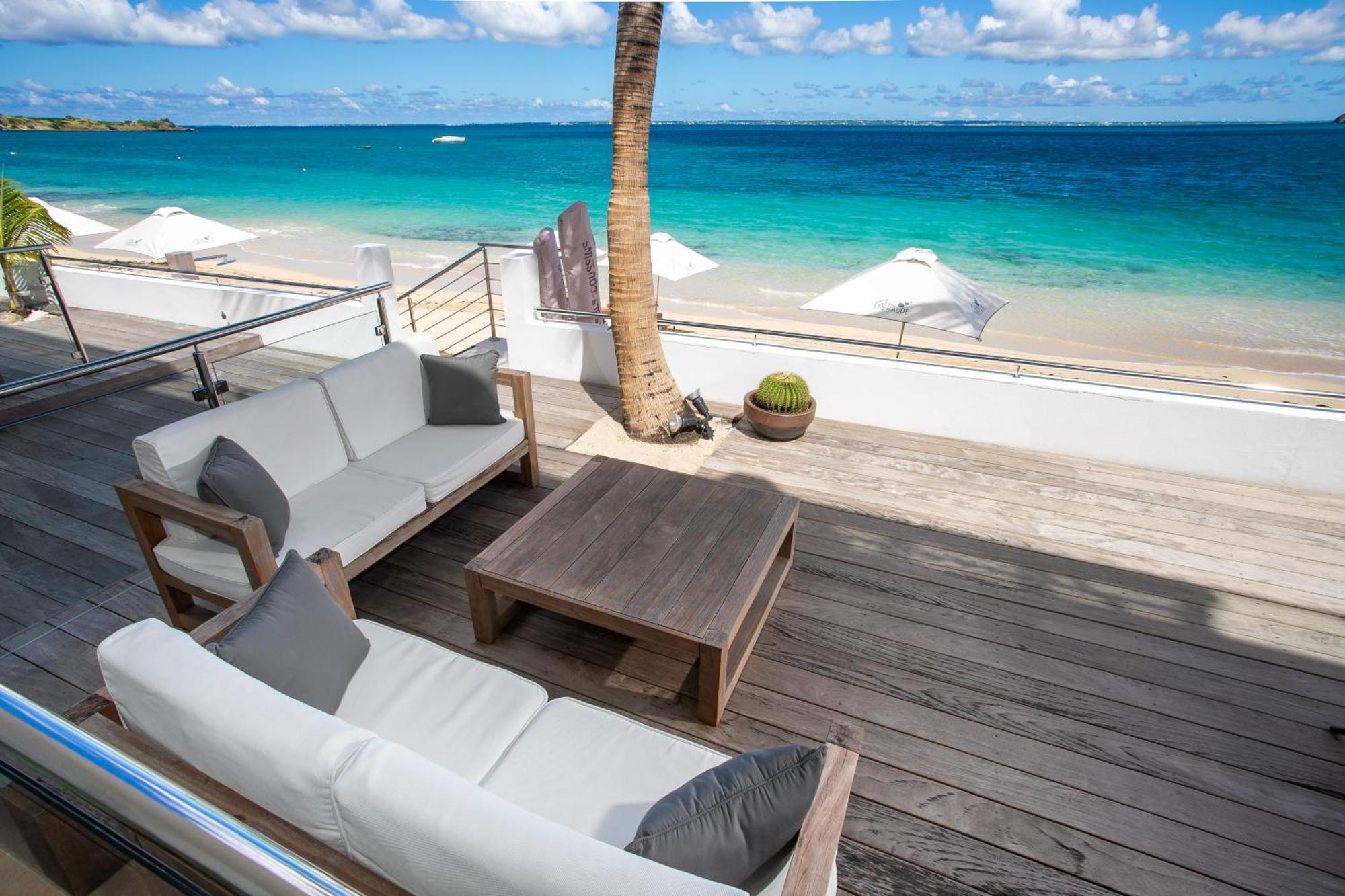 Bleu Emeraude Hotel แกรนด์เคส ภายนอก รูปภาพ