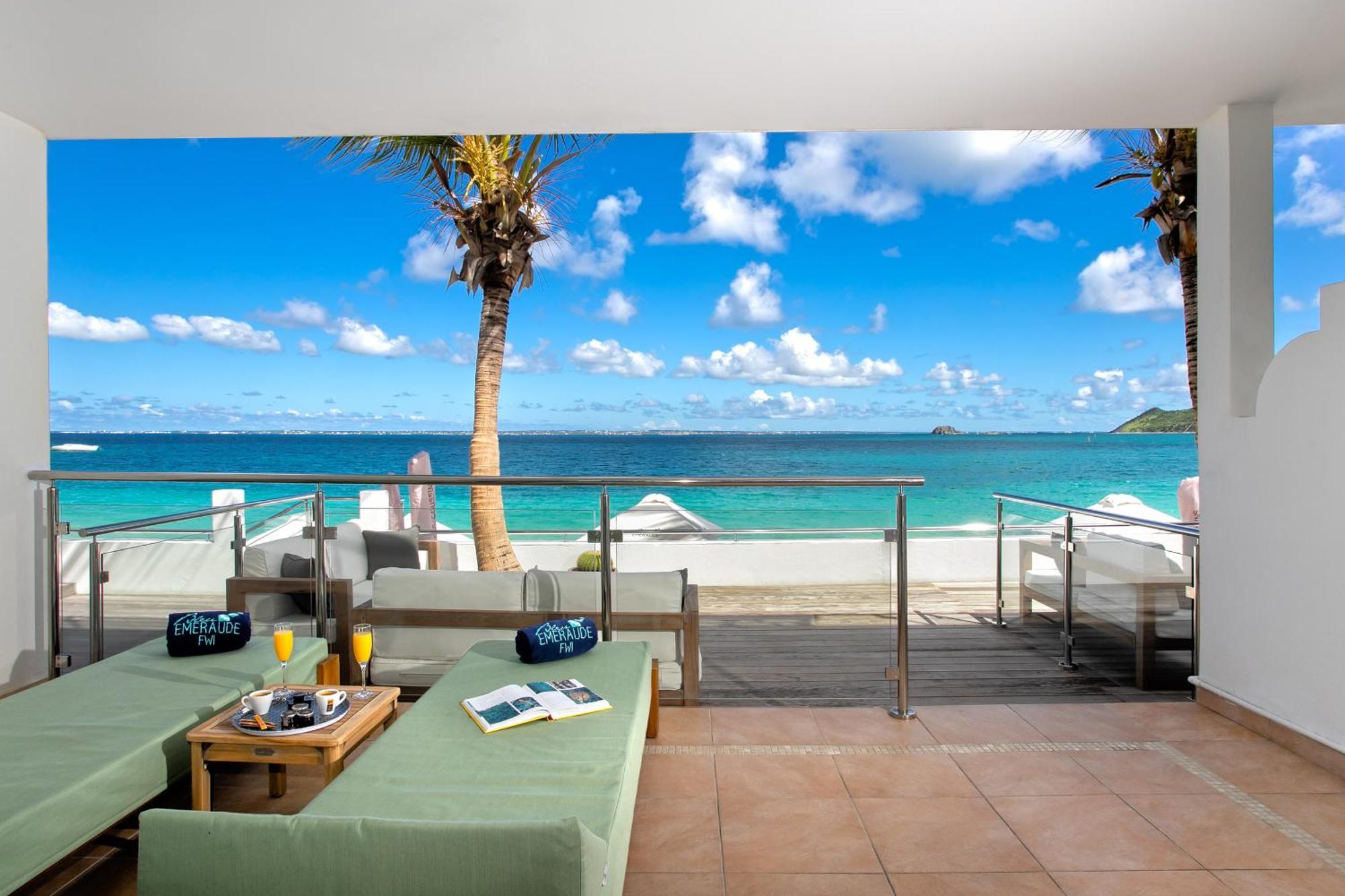Bleu Emeraude Hotel แกรนด์เคส ภายนอก รูปภาพ