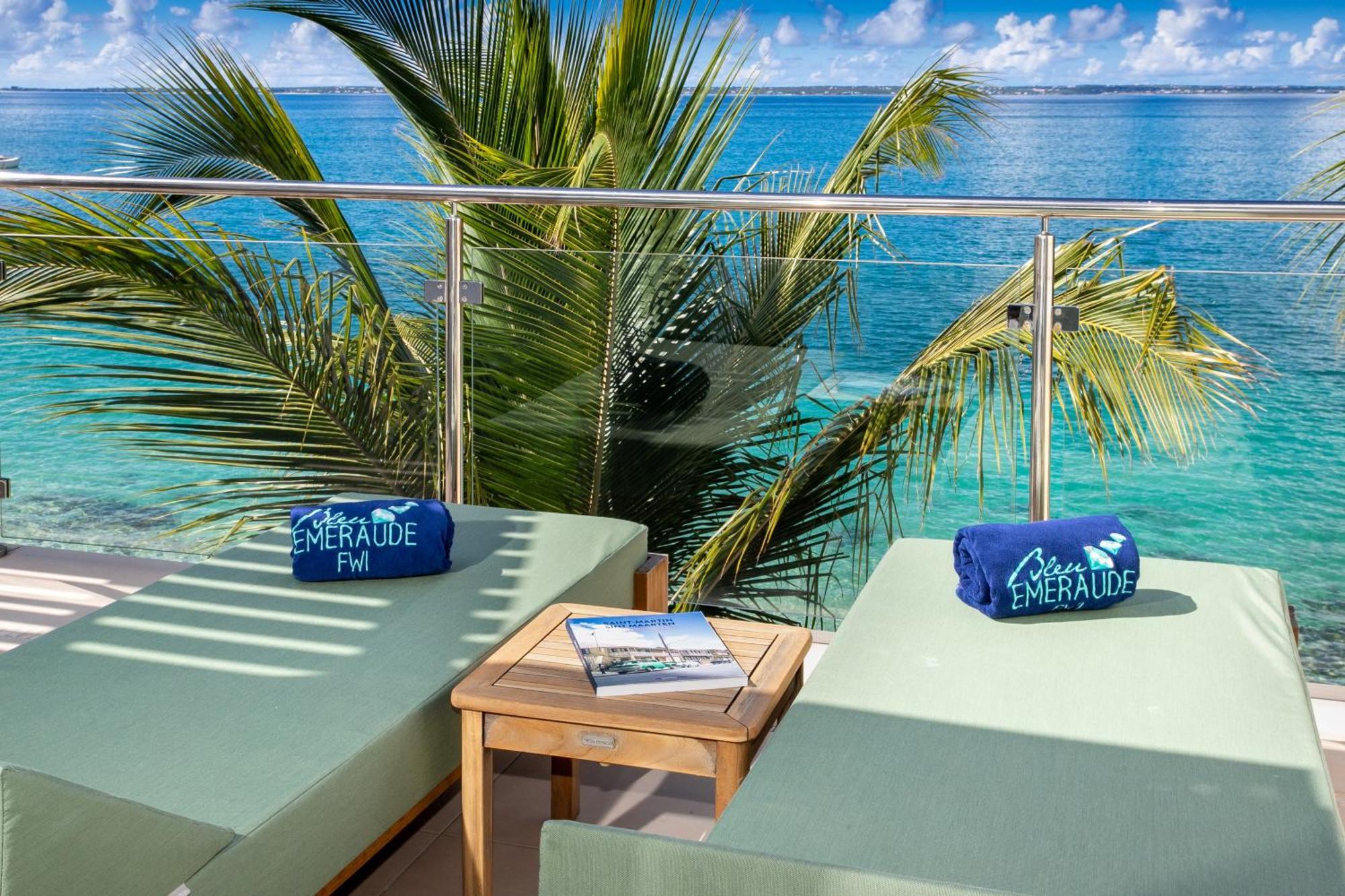 Bleu Emeraude Hotel แกรนด์เคส ภายนอก รูปภาพ