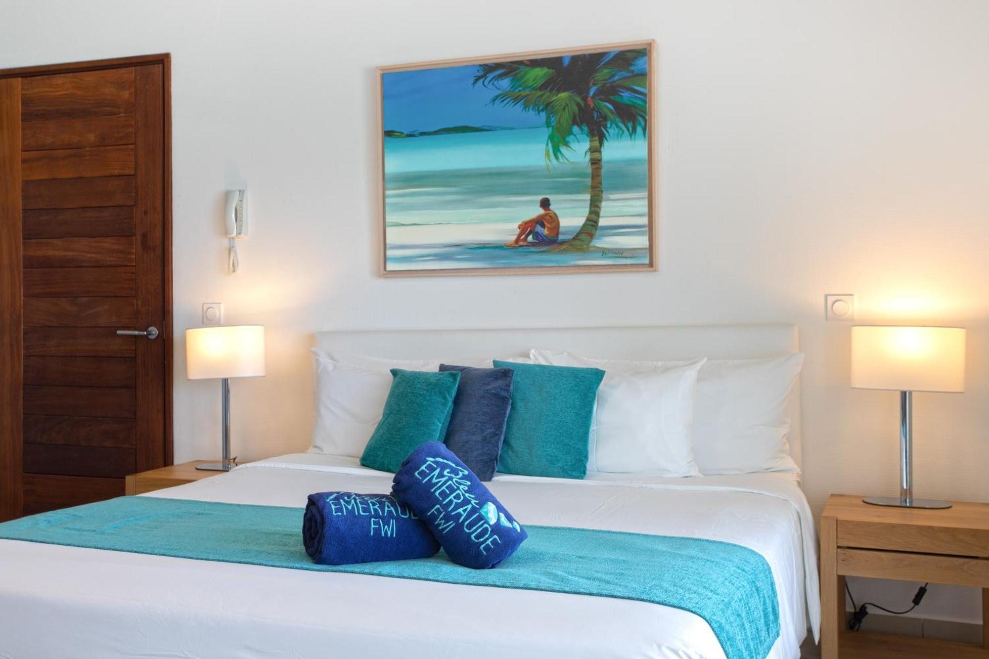 Bleu Emeraude Hotel แกรนด์เคส ภายนอก รูปภาพ